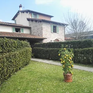 Casa Giulia , Prato (Prato) Italie